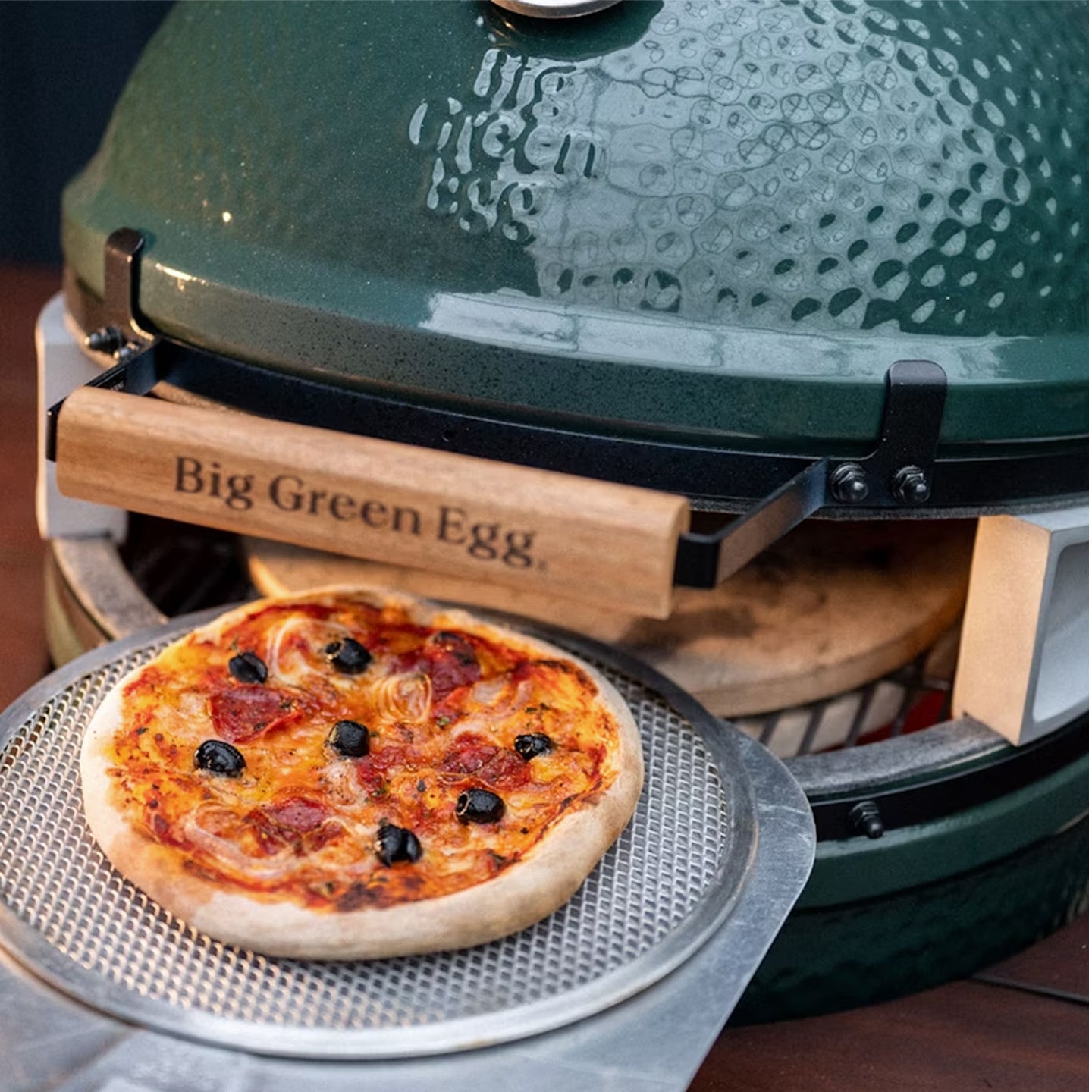 Big green egg pizza oven hotsell