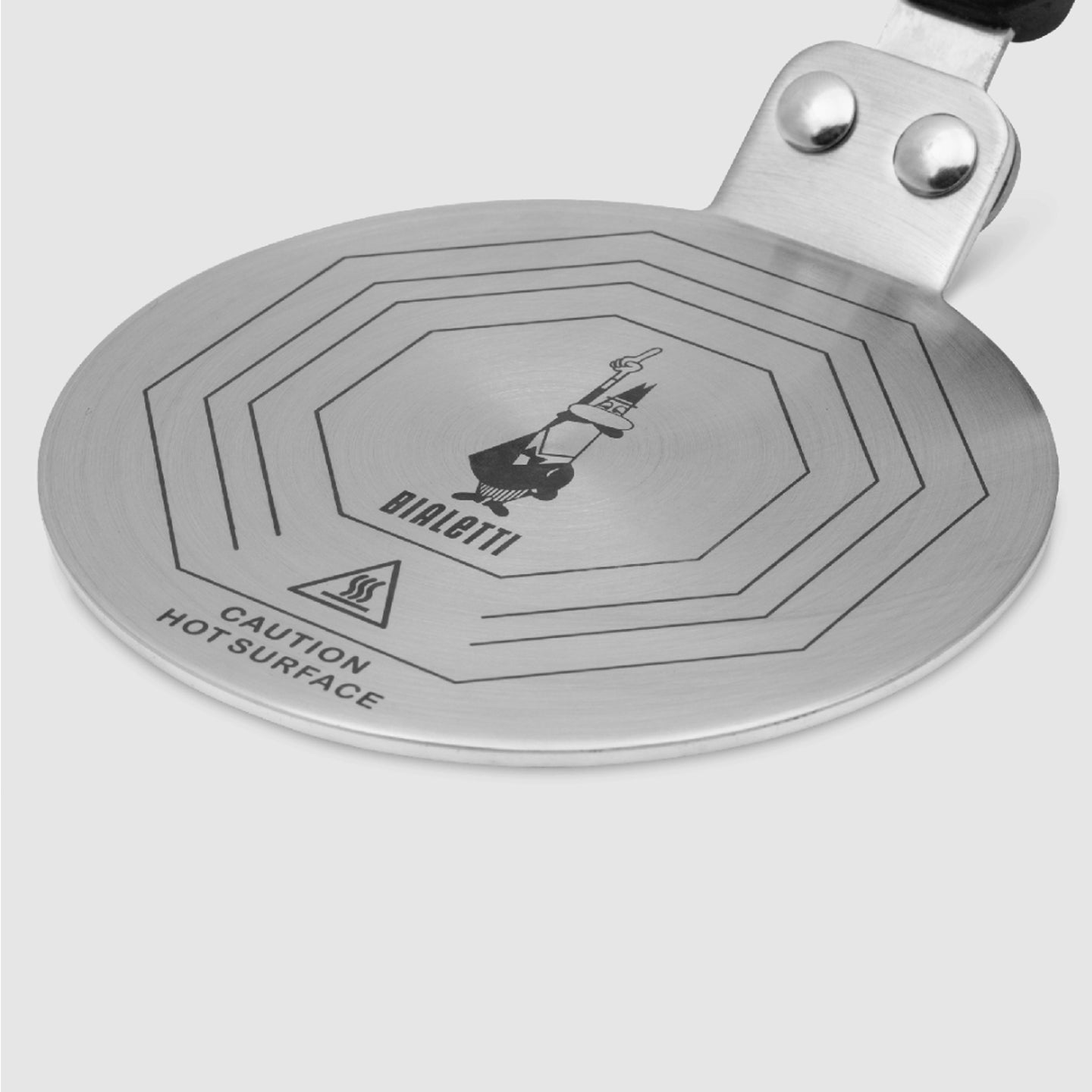 http://www.boroughkitchen.com/cdn/shop/products/bialetti-induction-plate-detail-borough-kitchen.jpg?v=1661252856