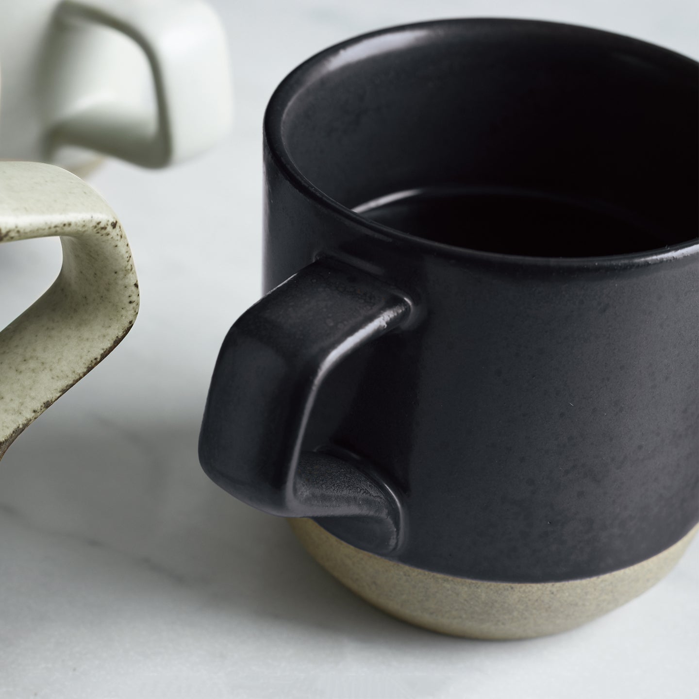 http://www.boroughkitchen.com/cdn/shop/products/kinto-ceramic-lab-mug-small-black-detail-borough-kitchen.jpg?v=1623841381
