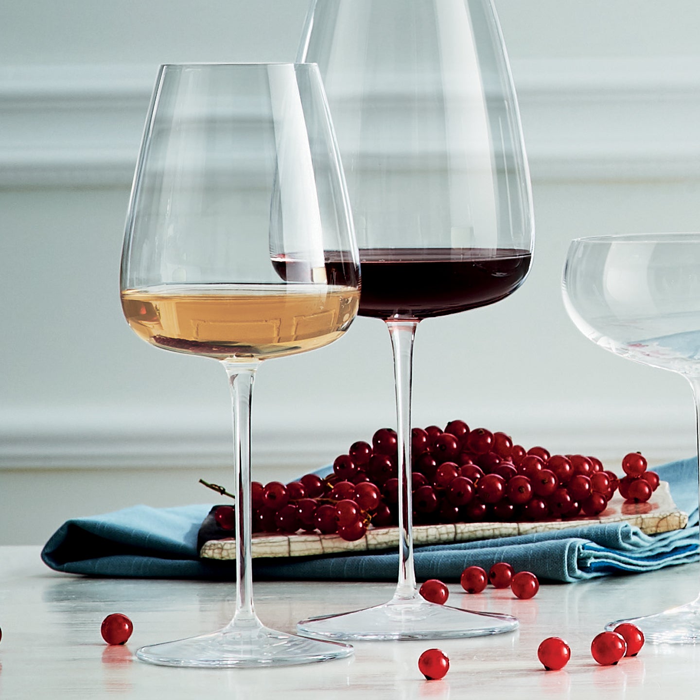 http://www.boroughkitchen.com/cdn/shop/products/luigi-bormioli-talismano-chardonnay-wine-glass-mood-borough-kitchen.jpg?v=1652431670
