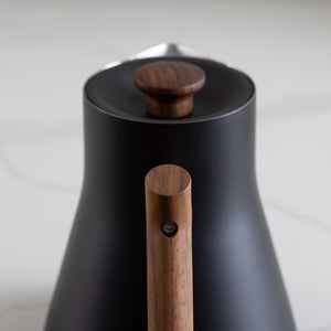 Fellow Corvo EKG Electric Kettle / Matte Black/Walnut